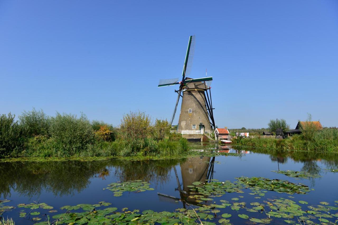 B & B Meet The Dutch Ridderkerk Exterior photo